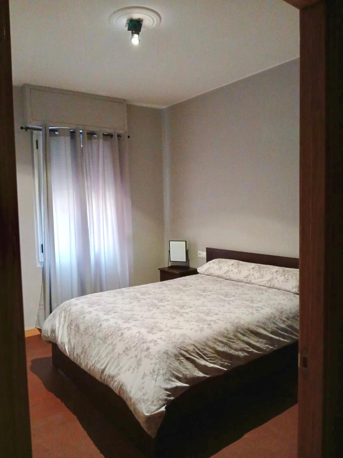 Segundo Antolin Yellow Door Ponferrada Exterior photo